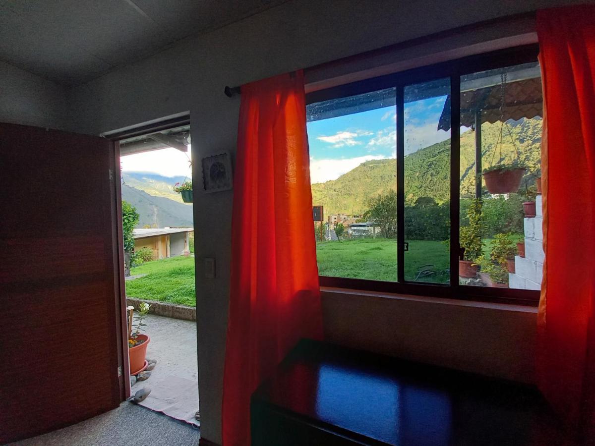 Montano Camping & Hostel バーニョス エクステリア 写真