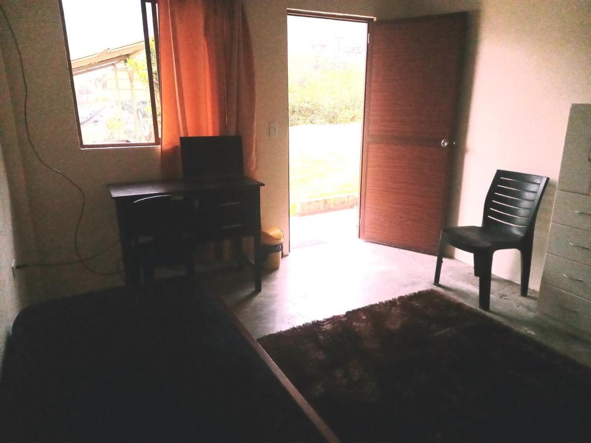Montano Camping & Hostel バーニョス エクステリア 写真
