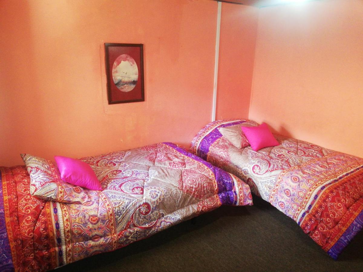 Montano Camping & Hostel バーニョス エクステリア 写真